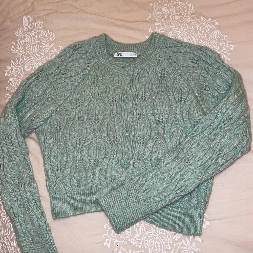 ZARA Knit Cardigan